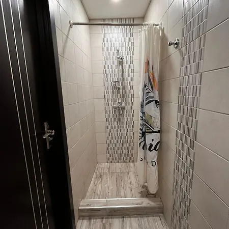 Gazde/Camere de închiriat Sliema Airconditioned Self Check In Sleeps 3 People In 3b Gzira